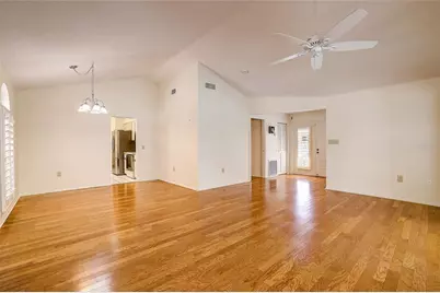 3515 57th Avenue Drive W, Bradenton, FL 34210 - Photo 10