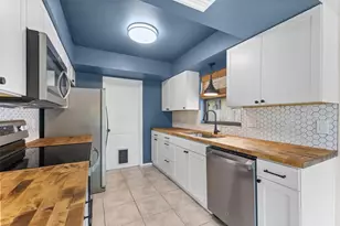 1840 Rita St, Sarasota, FL 34231 - Photo 6