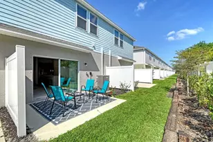 9068 Driven Snow St, Sarasota, FL 34241 - Photo 12