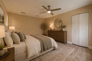 323 Suwanee Ave, Sarasota, FL 34243 - Photo 50