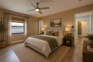 323 Suwanee Ave, Sarasota, FL 34243 - Photo 48