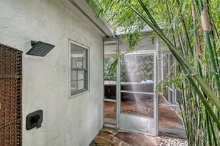 3624 S Lockwood Ridge Rd, Sarasota, FL 34239 - Photo 34