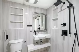 3624 S Lockwood Ridge Rd, Sarasota, FL 34239 - Photo 20