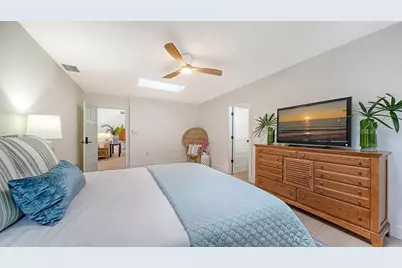 3624 S Lockwood Ridge Road, Sarasota, FL 34239 - Photo 16