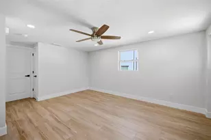 1802 Robinhood St, Sarasota, FL 34231 - Photo 6
