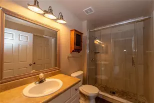5511 Rosehill Rd, Sarasota, FL 34233 - Photo 24