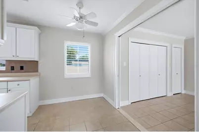 519 65th Avenue W, Bradenton, FL 34207 - Photo 12