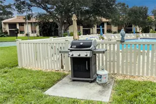 2448 Clubhouse Dr, Sarasota, FL 34232 - Photo 38