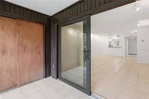 2448 Clubhouse Dr, Sarasota, FL 34232 - Photo 28