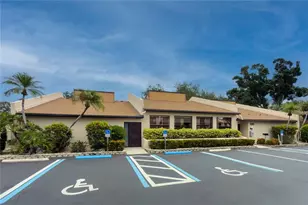 2448 Clubhouse Dr, Sarasota, FL 34232 - Photo 40