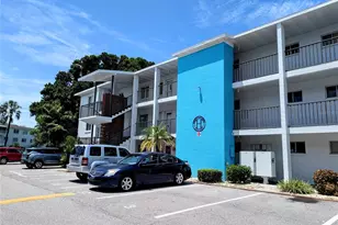 2321 Sunset Dr, Bradenton, FL 34207 - Photo 1