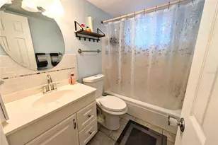 2321 Sunset Dr, Bradenton, FL 34207 - Photo 16
