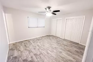6373 Gateway Ave, Sarasota, FL 34231 - Photo 4