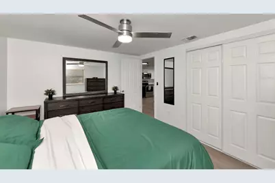 2951 Edgewood Lane, Sarasota, FL 34231 - Photo 6