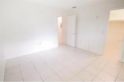 [Address not provided], Sarasota, FL 34237 - Photo 8