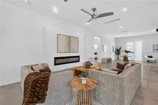 2419 Hillview Street St, Sarasota, FL 34239 - Photo 8