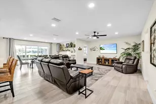 441 W Tarpon Blvd NW, Port Charlotte, FL 33952 - Photo 10