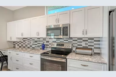 4444 Edinbridge Circle #121, Sarasota, FL 34235 - Photo 20
