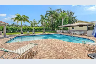 4444 Edinbridge Circle #121, Sarasota, FL 34235 - Photo 36
