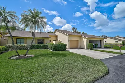 3189 Glen Elyn Boulevard #3, Sarasota, FL 34237 - Photo 2