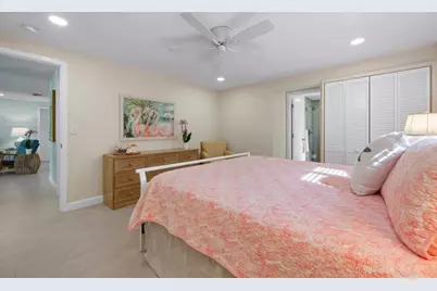 406 Bay Palms Drive, Holmes Beach, FL 34217 - Photo 22