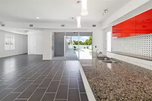 4524 Riverwood Ave, Sarasota, FL 34231 - Photo 18