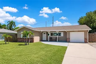 2861 Indianwood Dr, Sarasota, FL 34232 - Photo 1
