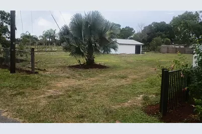 207 Brooks Road, Frostproof, FL 33843 - Photo 1