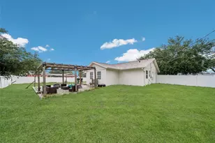 643 Mobile Rd, Venice, FL 34293 - Photo 26