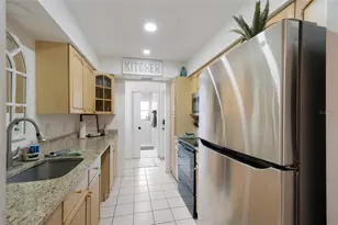 643 Mobile Rd, Venice, FL 34293 - Photo 10