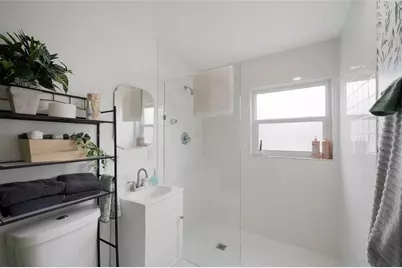 643 Mobile Road, Venice, FL 34293 - Photo 16