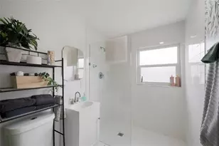 643 Mobile Rd, Venice, FL 34293 - Photo 16