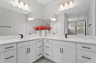 17668 Savory Mist Cir, Bradenton, FL 34211 - Photo 20