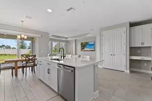17668 Savory Mist Cir, Bradenton, FL 34211 - Photo 10