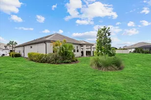 17668 Savory Mist Cir, Bradenton, FL 34211 - Photo 32