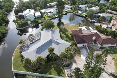 6937 Midnight Pass Road, Sarasota, FL 34242 - Photo 22