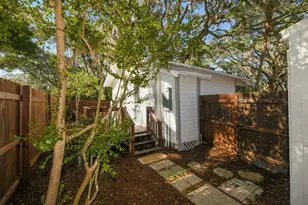 1230 35th St, Sarasota, FL 34234 - Photo 36