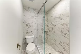 309 108th St W, Bradenton, FL 34209 - Photo 22