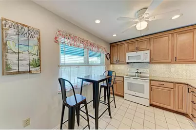 309 108th Street W #309, Bradenton, FL 34209 - Photo 12