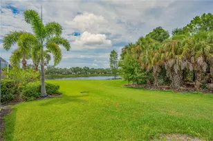 8012 Camminare Dr, Sarasota, FL 34238 - Photo 10