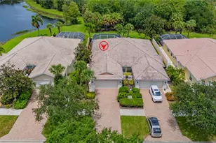 8012 Camminare Dr, Sarasota, FL 34238 - Photo 4