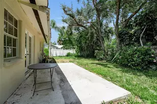 516 Laurel Rd W, Nokomis, FL 34275 - Photo 28