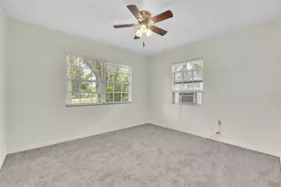 516 Laurel Rd W, Nokomis, FL 34275 - Photo 16