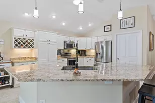 1451 Luckett Ct, The Villages, FL 32163 - Photo 8