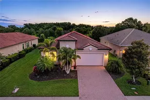 4645 Royal Dornoch Cir, Bradenton, FL 34211 - Photo 4