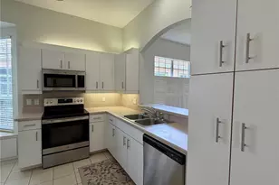 880 Chalmers Dr, Venice, FL 34293 - Photo 8