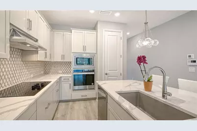 2546 Fireflag Lane, Sarasota, FL 34232 - Photo 12