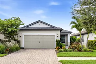 6323 Crested Eagle Ln, Nokomis, FL 34275 - Photo 2