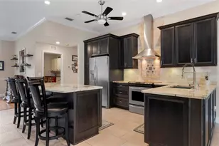 586 Oak Bay Dr, Osprey, FL 34229 - Photo 8