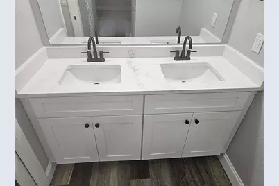 1720 Glenhouse Drive #328, Sarasota, FL 34231 - Photo 10